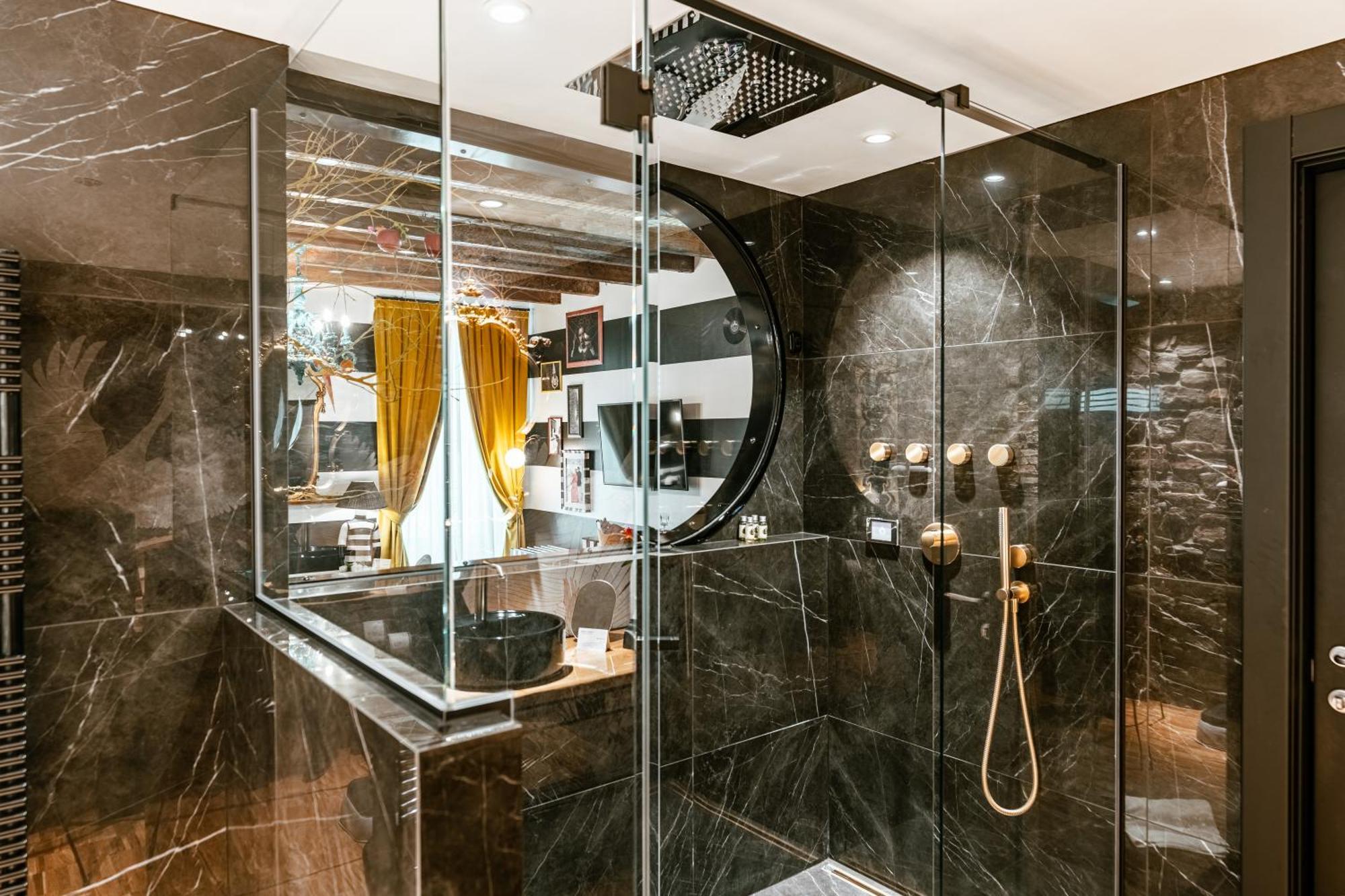 Aurum - Como Luxury Suites Экстерьер фото